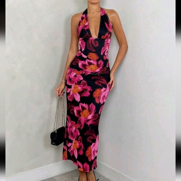 Dresses & Skirts - Women Elegant Sexy Floral Full Print Backless Halter Mid-Calf Dress